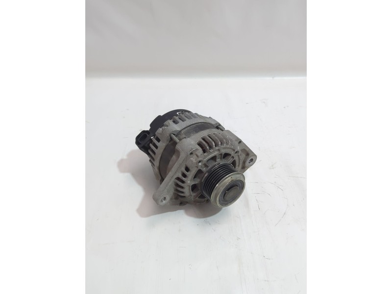 Recambio de alternador para opel astra j sedán 1.7 cdti (69) referencia OEM IAM 13579662  
