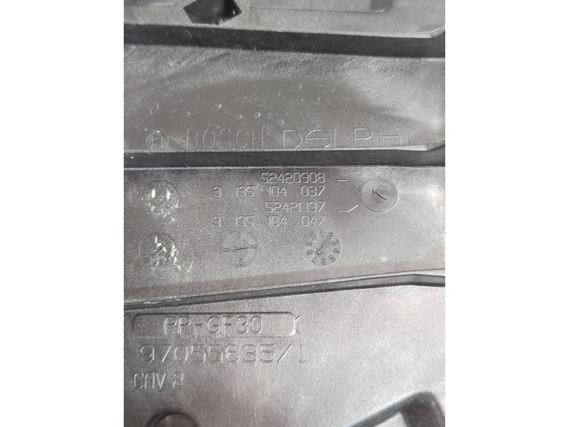 Recambio de electroventilador para opel astra j sedán 1.7 cdti (69) referencia OEM IAM 13308886  