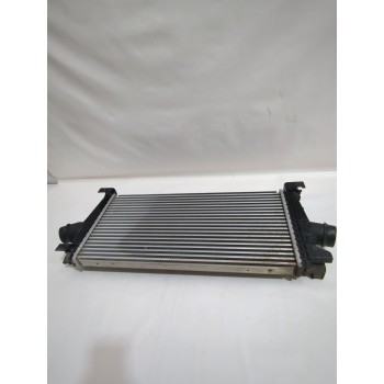 Recambio de intercooler para opel astra j sedán 1.7 cdti (69) referencia OEM IAM 13267647  
