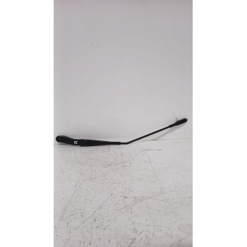 BRAZO LIMPIA DELANTERO IZQUIERDO A1698200140 