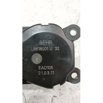 Recambio de motor apertura trampilla para opel astra j sedán 1.7 cdti (69) referencia OEM IAM U9518001  