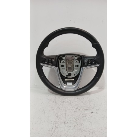 Recambio de volante para opel astra j sedán 1.7 cdti (69) referencia OEM IAM 13351021  