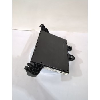 Recambio de caja reles / fusibles para opel astra j sedán 1.7 cdti (69) referencia OEM IAM 13302301/13343950  