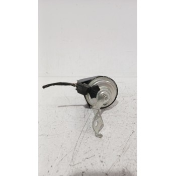 Recambio de claxon para opel astra j sedán 1.7 cdti (69) referencia OEM IAM 13472523  