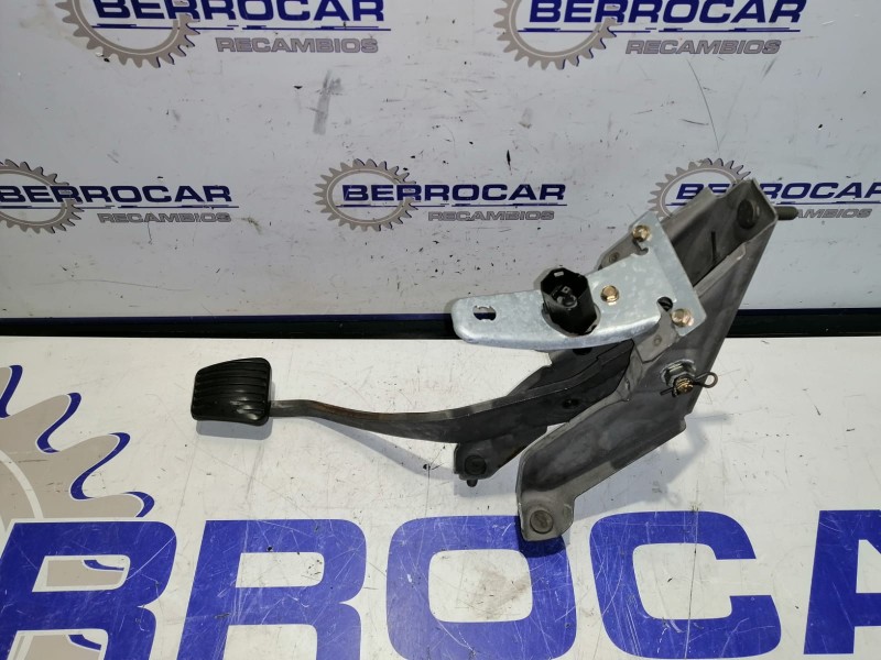 Recambio de pedal embrague para saab 9-3 berlina 2.0 cat referencia OEM IAM 050615075814  
