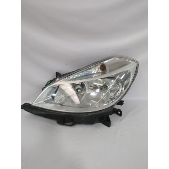 FARO IZQUIERDO 260607570R 