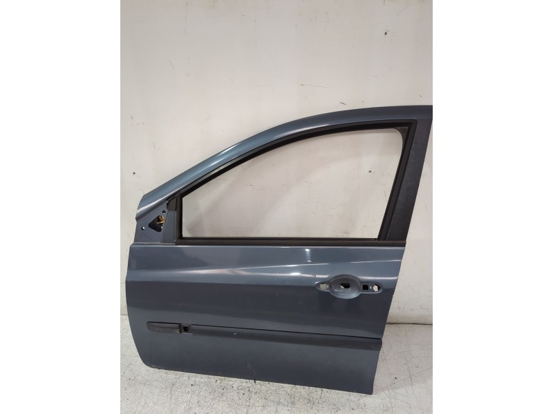 Recambio de puerta delantera izquierda para renault clio iii (br0/1, cr0/1) 1.4 16v referencia OEM IAM 7751479112  