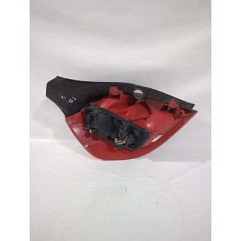 Recambio de piloto trasero derecho para renault clio iii (br0/1, cr0/1) 1.4 16v referencia OEM IAM 8200459960  