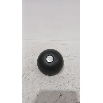 TAPA EXTERIOR COMBUSTIBLE 8200463085 