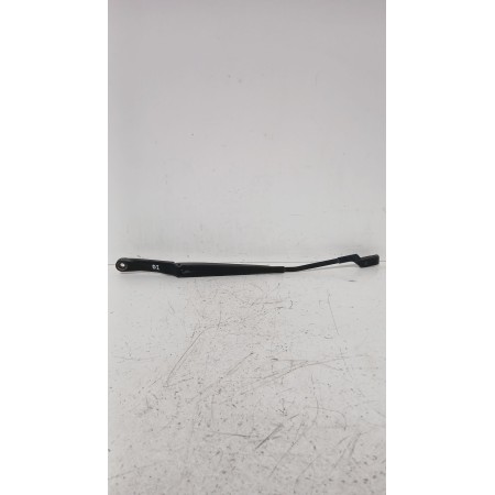 Recambio de brazo limpia delantero izquierdo para opel astra j sedán 1.7 cdti (69) referencia OEM IAM 13289888  
