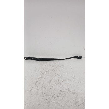 Recambio de brazo limpia delantero izquierdo para opel astra j sedán 1.7 cdti (69) referencia OEM IAM 13289888  