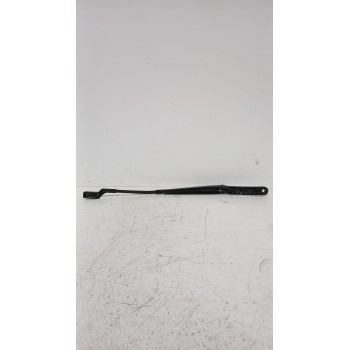 Recambio de brazo limpia delantero izquierdo para opel astra j sedán 1.7 cdti (69) referencia OEM IAM 13289888  