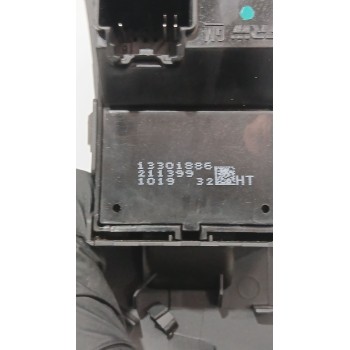 Recambio de mando elevalunas delantero derecho para opel astra j sedán 1.7 cdti (69) referencia OEM IAM 13301886  