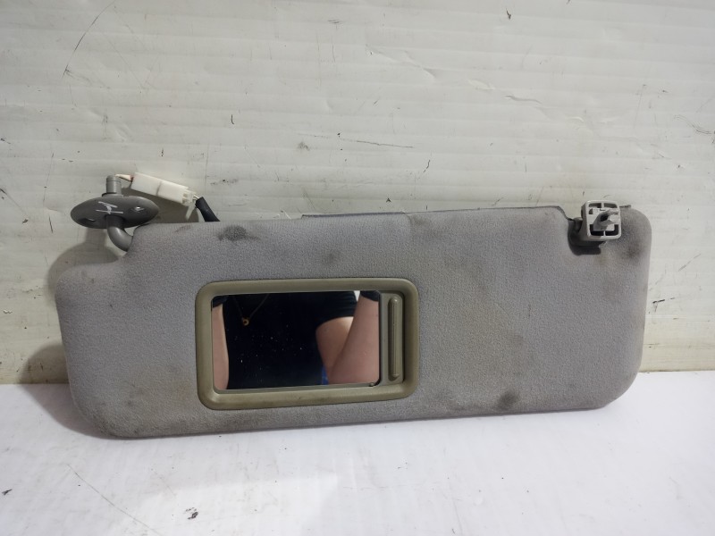 Recambio de parasol izquierdo para toyota prius (nhw20) basis referencia OEM IAM 7432047123B4  