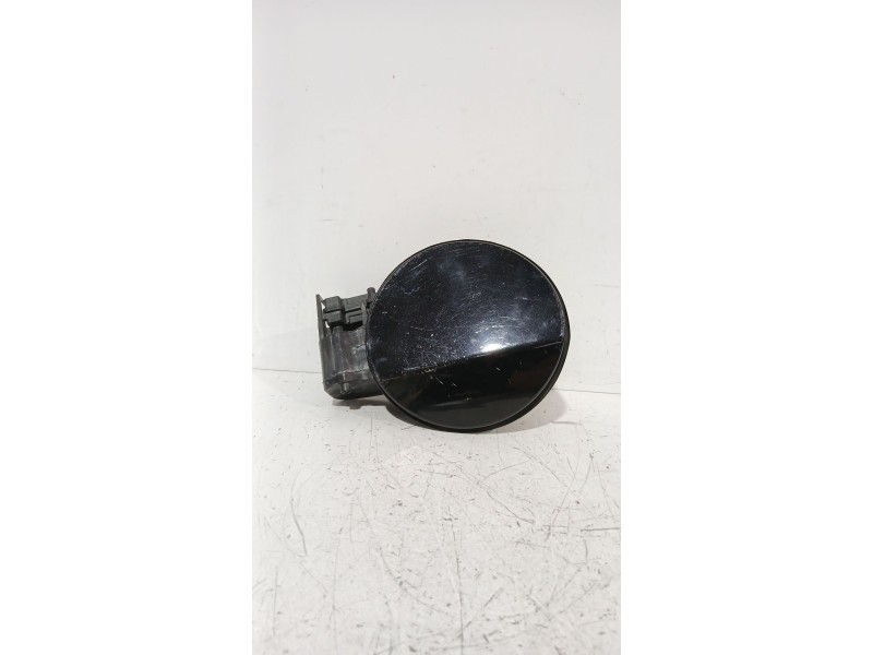 Recambio de tapa exterior combustible para opel astra j sedán 1.7 cdti (69) referencia OEM IAM 13281392  