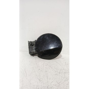 Recambio de tapa exterior combustible para opel astra j sedán 1.7 cdti (69) referencia OEM IAM 13281392  