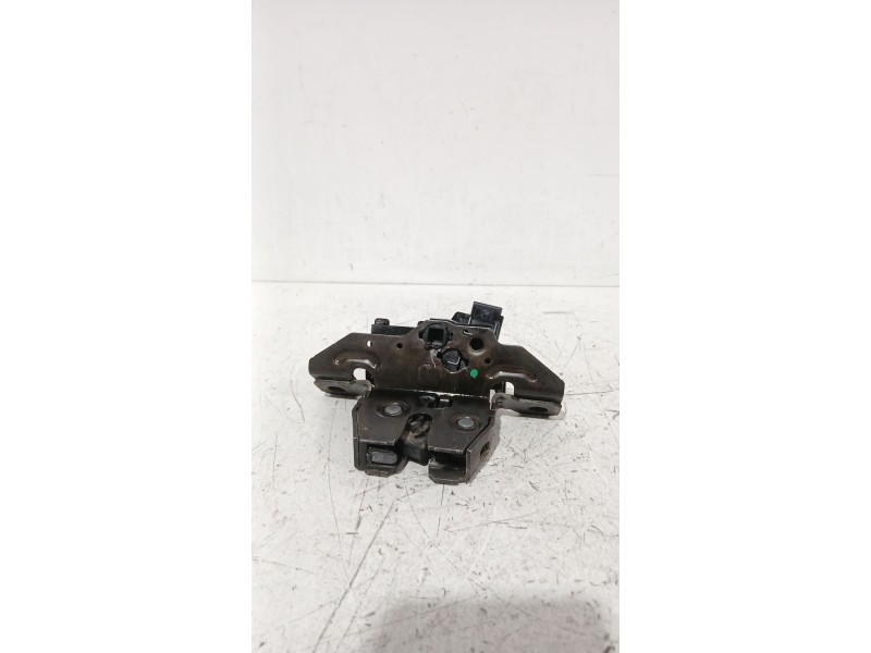 Recambio de cerradura maletero / porton para opel astra j sedán 1.7 cdti (69) referencia OEM IAM YR00237080  