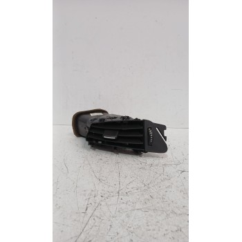 Recambio de rejilla aireadora para opel astra j sedán 1.7 cdti (69) referencia OEM IAM 13300570  