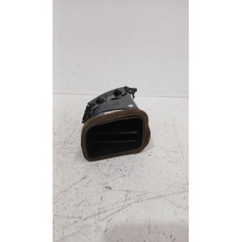 Recambio de rejilla aireadora para opel astra j sedán 1.7 cdti (69) referencia OEM IAM 13300560  