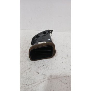 Recambio de rejilla aireadora para opel astra j sedán 1.7 cdti (69) referencia OEM IAM 13300560  
