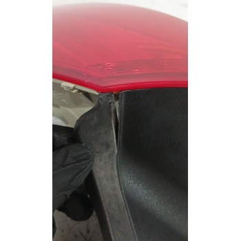 Recambio de piloto trasero derecho para opel astra j sedán 1.7 cdti (69) referencia OEM IAM 13306454  