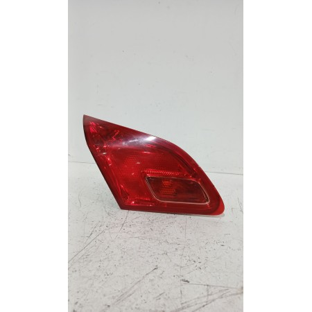 Recambio de piloto trasero izquierdo interior para opel astra j sedán 1.7 cdti (69) referencia OEM IAM 13306455  