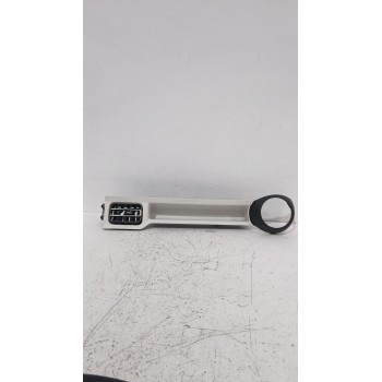 Recambio de moldura para suzuki ignis iii (mf, ff) 1.2 (atk412) referencia OEM IAM 7384162R6  