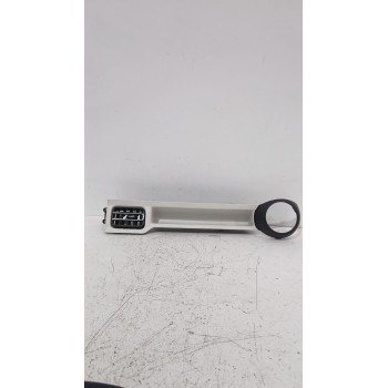 Recambio de moldura para suzuki ignis iii (mf, ff) 1.2 (atk412) referencia OEM IAM 7384162R6  