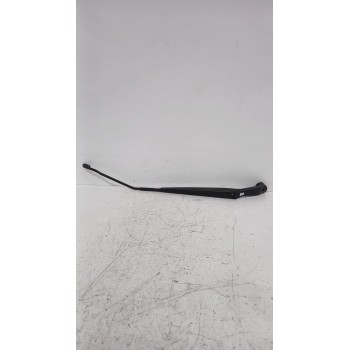 BRAZO LIMPIA DELANTERO DERECHO 3831062R00000 