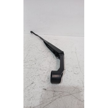 Recambio de brazo limpia delantero izquierdo para suzuki ignis iii (mf, ff) 1.2 (atk412) referencia OEM IAM 3833062R00000  