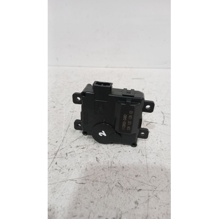 Recambio de motor apertura trampilla para suzuki ignis iii (mf, ff) 1.2 (atk412) referencia OEM IAM 1138003480  