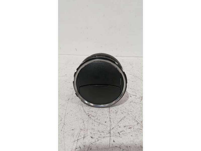 Recambio de rejilla aireadora para suzuki ignis iii (mf, ff) 1.2 (atk412) referencia OEM IAM 7363072M0  