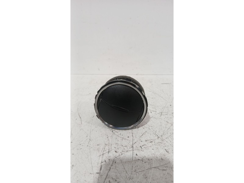 Recambio de rejilla aireadora para suzuki ignis iii (mf, ff) 1.2 (atk412) referencia OEM IAM 7363072M0  
