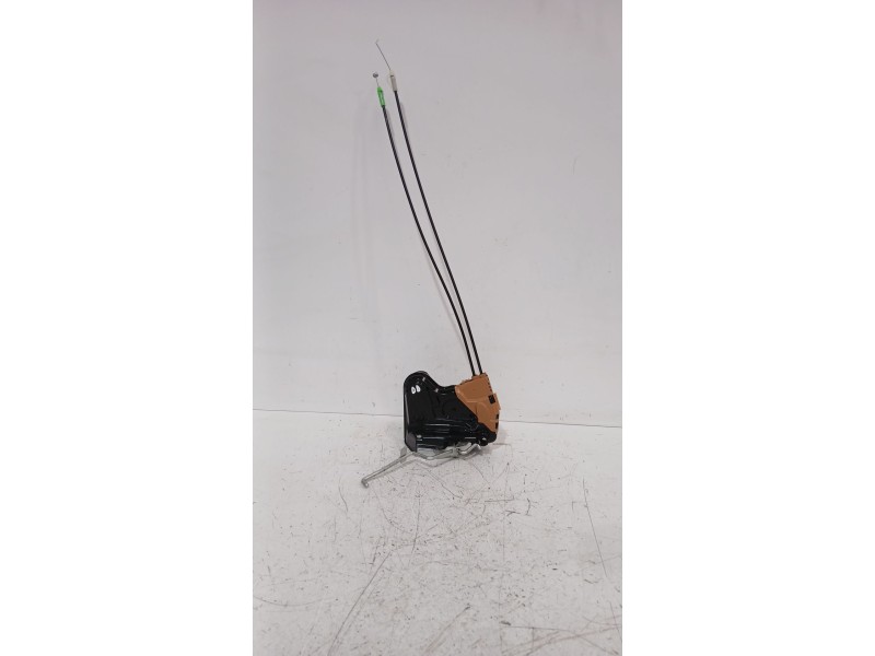 Recambio de cerradura puerta delantera derecha para suzuki ignis iii (mf, ff) 1.2 (atk412) referencia OEM IAM 8221062R23000  