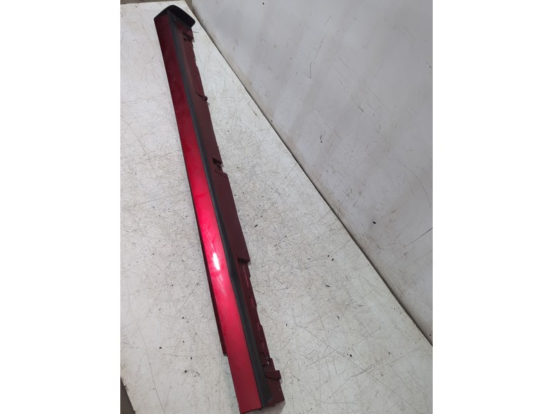 Recambio de faldon lateral para mazda 3 hatchback (bp) skyactiv-x m hybrid awd (bp2h) referencia OEM IAM BCJH51P51  
