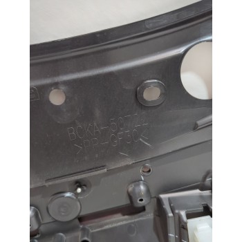 Recambio de panel frontal para mazda 3 hatchback (bp) skyactiv-x m hybrid awd (bp2h) referencia OEM IAM BCKA50722  