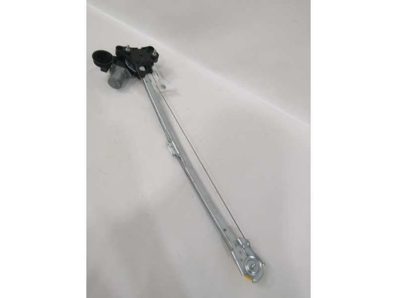 Recambio de elevalunas trasero izquierdo para mazda 3 hatchback (bp) skyactiv-x m hybrid awd (bp2h) referencia OEM IAM BCJH7358X