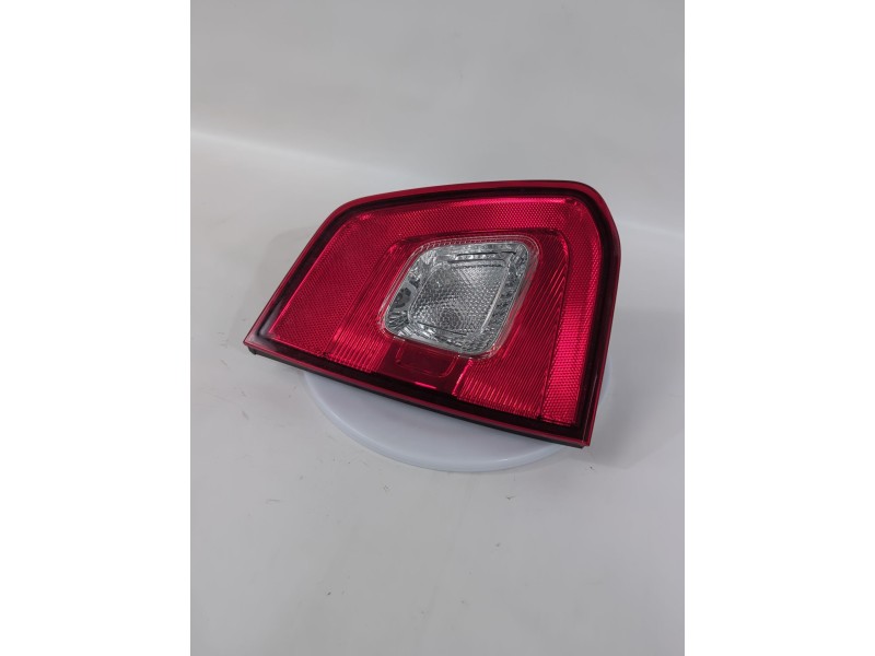 Recambio de piloto trasero derecho interior para suzuki ignis iii (mf, ff) 1.2 (atk412) referencia OEM IAM 3625462R01000  