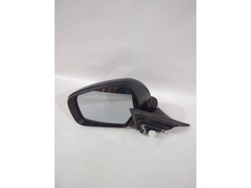 Recambio de retrovisor izquierdo para ssangyong tivoli 1.5 referencia OEM IAM E4044628  