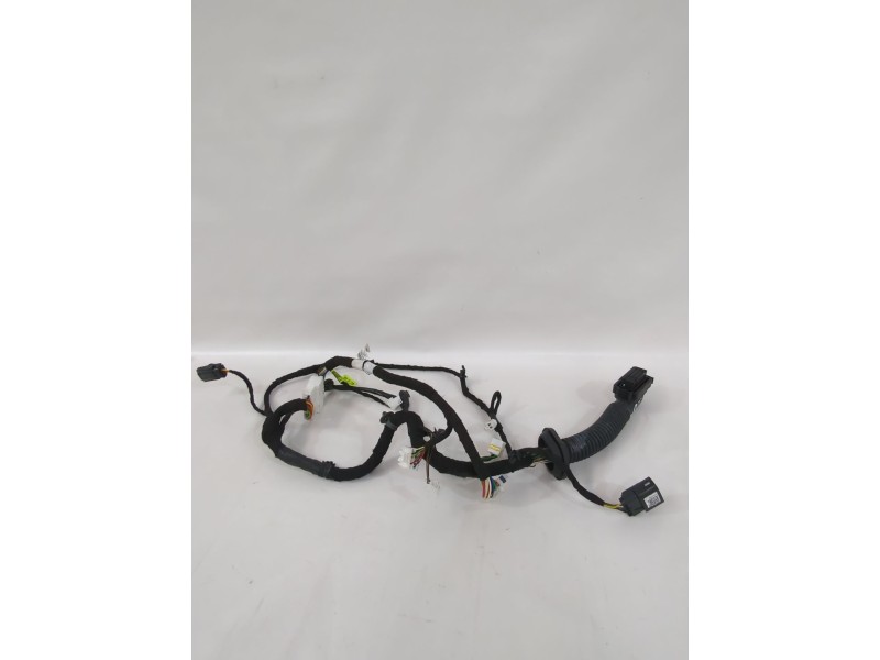 Recambio de cableado puerta para ssangyong tivoli 1.5 referencia OEM IAM 8299235030  