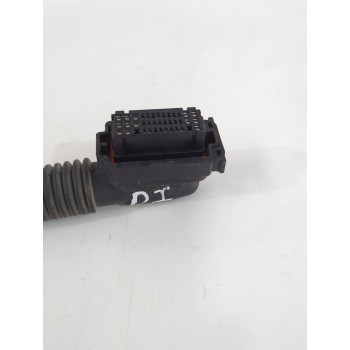 Recambio de cableado puerta para ssangyong tivoli 1.5 referencia OEM IAM 8299235030  