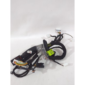 Recambio de cableado puerta para ssangyong tivoli 1.5 referencia OEM IAM 8299235030  