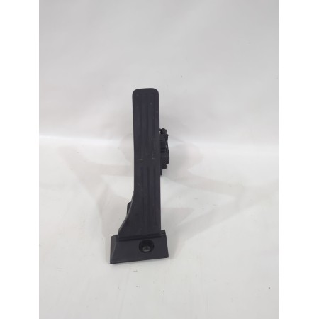 Recambio de pedal acelerador para ssangyong tivoli 1.5 referencia OEM IAM 2055035700  