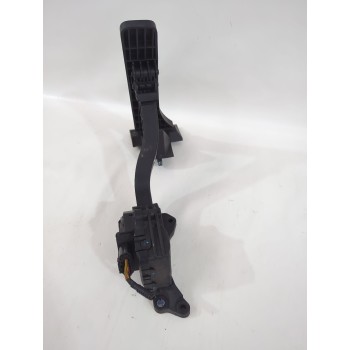 Recambio de pedal acelerador para ssangyong tivoli 1.5 referencia OEM IAM 2055035700  