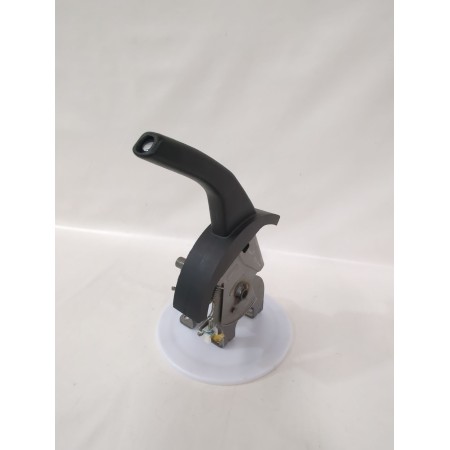 Recambio de palanca freno para ssangyong tivoli 1.5 referencia OEM IAM 240821082734  