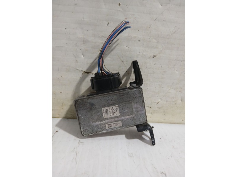 Recambio de centralita motor uce para toyota auris (_e15_) 1.33 dual-vvti (nre150_) referencia OEM IAM G92C012011  