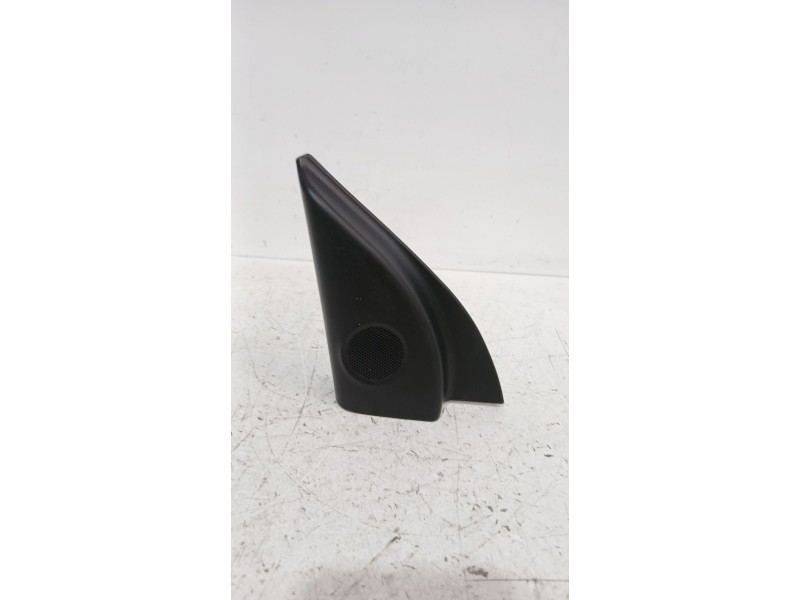 Recambio de altavoz para suzuki ignis iii (mf, ff) 1.2 (atk412) referencia OEM IAM 8479162R1  