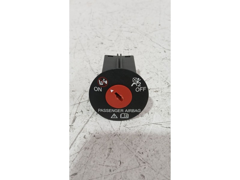 Recambio de interruptor para suzuki ignis iii (mf, ff) 1.2 (atk412) referencia OEM IAM 3897052K00  