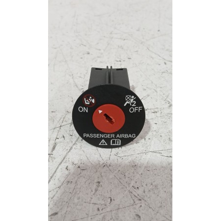 Recambio de interruptor para suzuki ignis iii (mf, ff) 1.2 (atk412) referencia OEM IAM 3897052K00  