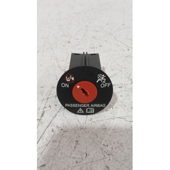Recambio de interruptor para suzuki ignis iii (mf, ff) 1.2 (atk412) referencia OEM IAM 3897052K00  